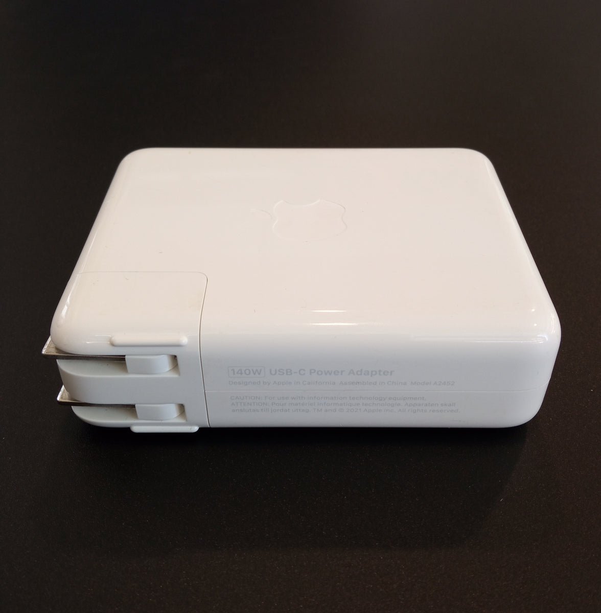 新品　Apple 140W USB-C Power Adapter A2452 Apple 140W USB-C Power Adapter for MacBook M1 M2 A2452