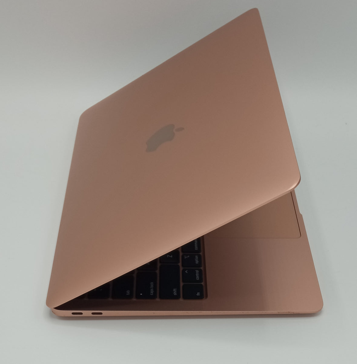 Macbook Air 2020 | Retina | 13 Inches | Intel Dual Core i3 1.1 GHz