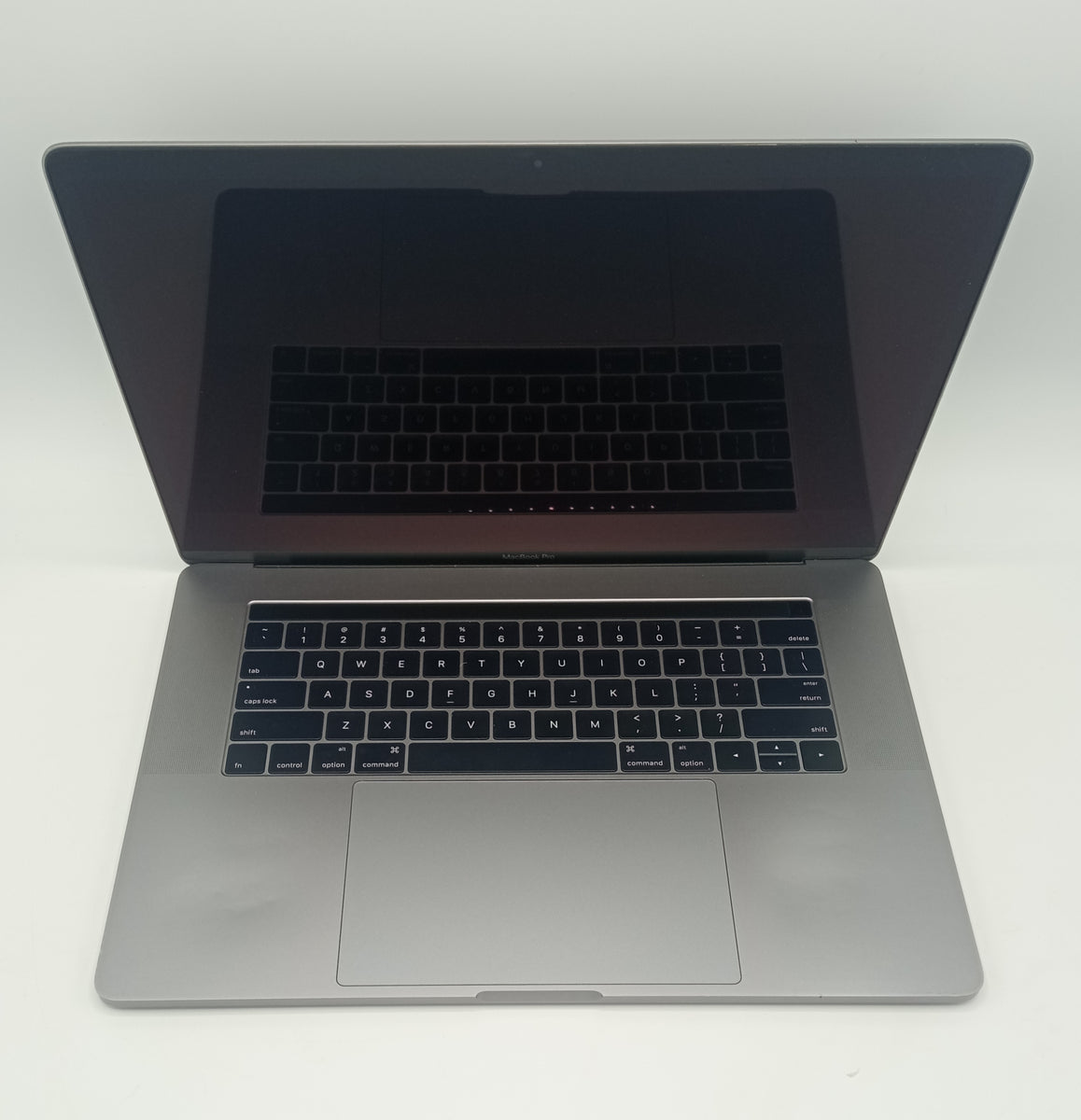 MacBook pro 15インチ 2016 すくな 管理番号3377