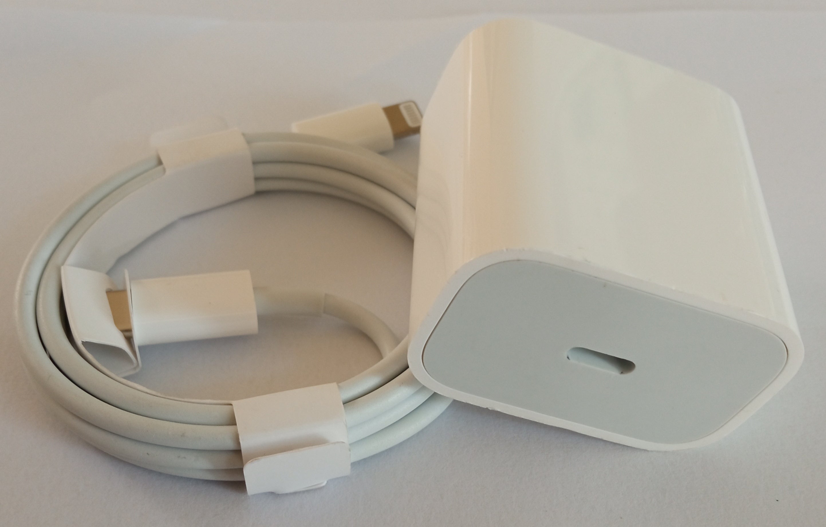 Apple 20W Adapter (A2305) + Apple USB-C to Lightning Cable (A2561) Pair