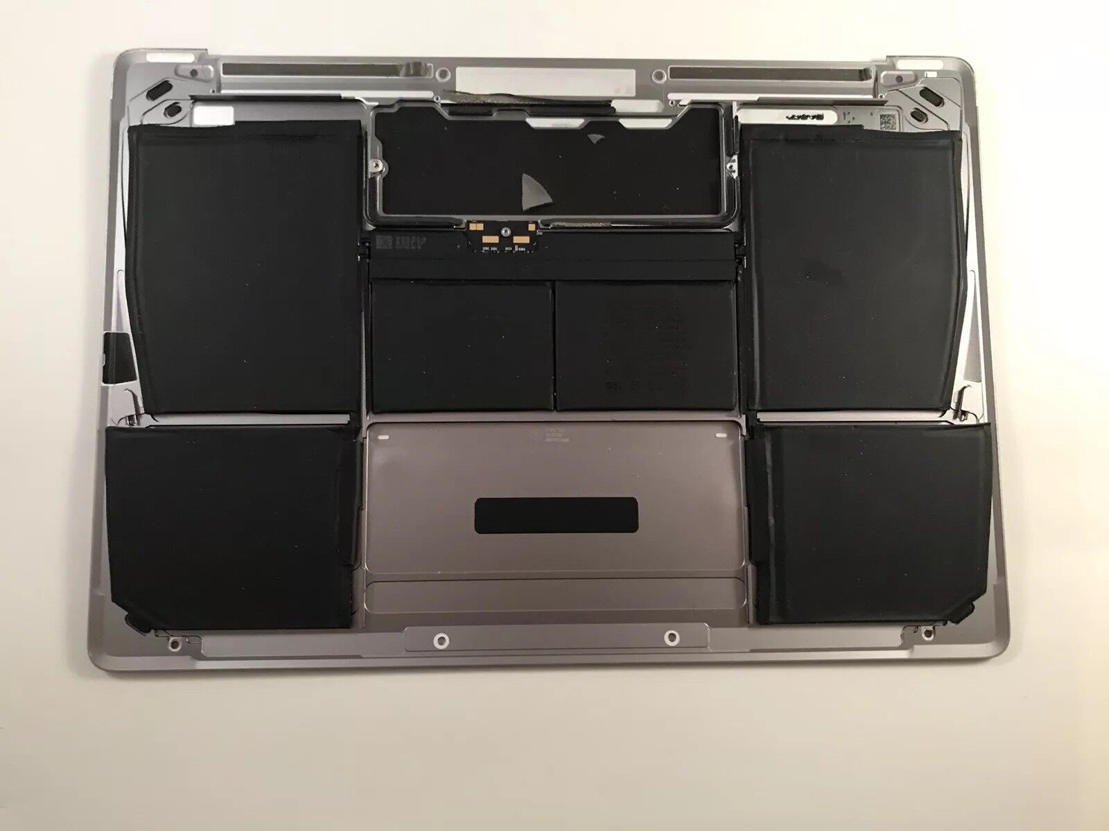 Bottom Case Battery Space Gray Apple  MacBook Retina 12” A1534 Early 2015