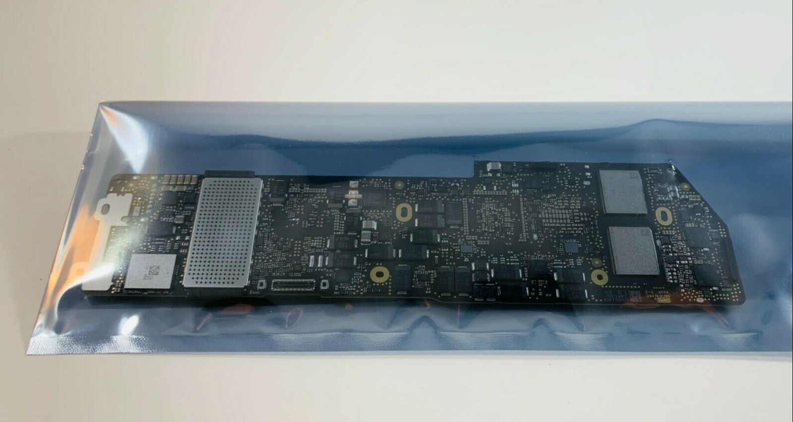 Genuine 13" MacBook Air 2018 Logic Board 1.6 GHz i5 8 gb 128 gb with Touch ID