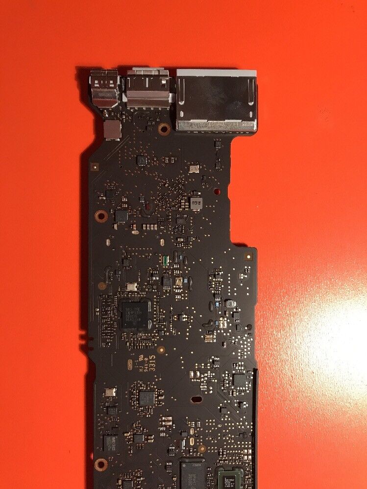 Genuine 2015 Apple Macbook Air Logic Board 4GB 1.6GHz For 13" Model - READ