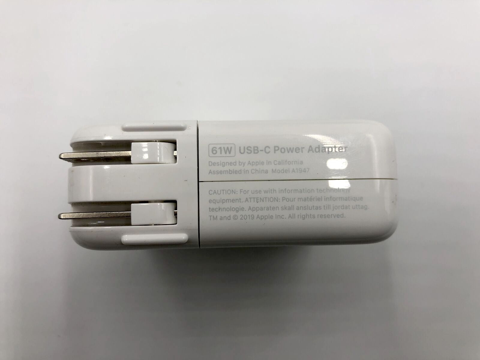 Apple 61W USB-C Power Adapter Charger MNF72LL/A Genuine Grade A - One Year Warranty